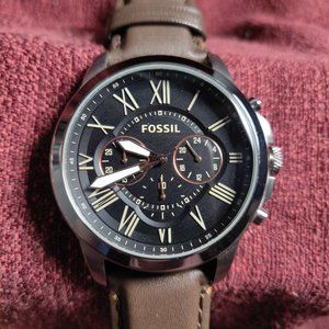 Amaze-Zing (B1) Sale!!: SP#16 Fossil Stylish Chrono Watch